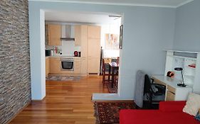 Moderne Und Schoene Wohnung